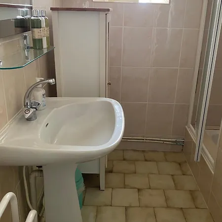 Дом отдыха Domaine Lavie - 5 Individual Homes Perfectly Located Between Biarritz & The Pyrenees Mountains