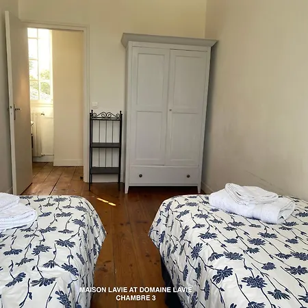 Domaine Lavie - 5 Individual Homes Perfectly Located Between Biarritz & The Pyrenees Mountains Дом отдыха Сали-де-Беарн